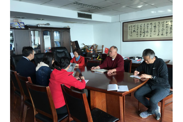 感慨中國奇跡  完善服務體系